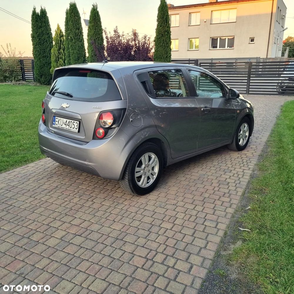 Chevrolet Aveo 1.4 16V LT - 4