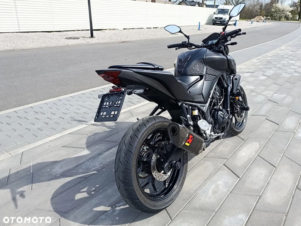 Yamaha MT - 9