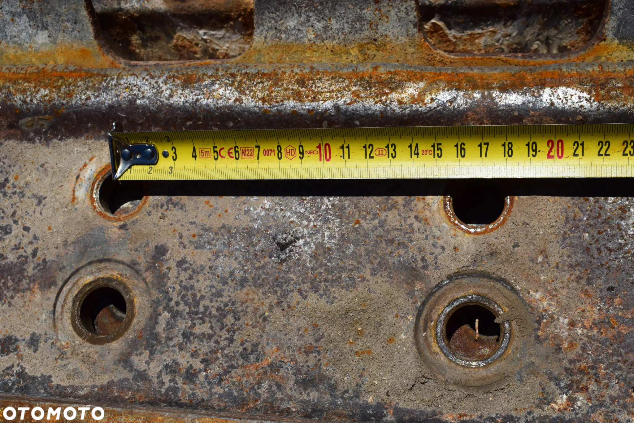 Płytka płyta klepka stopa błotniak Komatsu D65 Plus Type - 12
