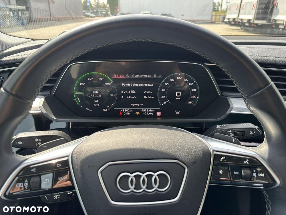 Audi e-tron - 21