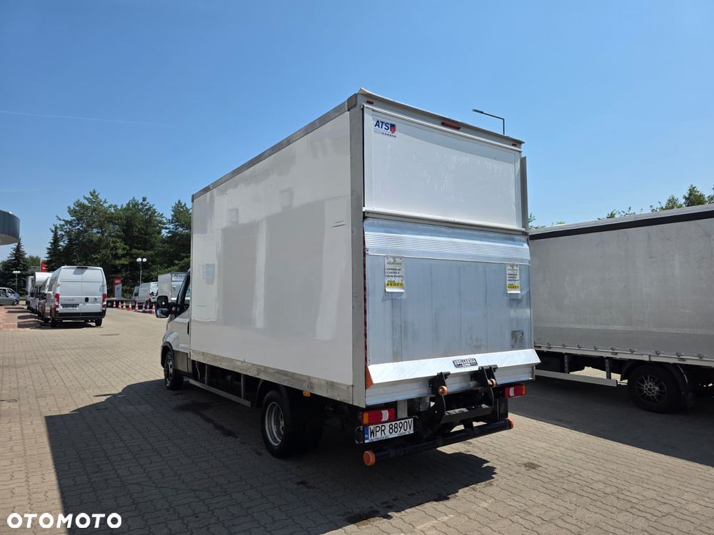 Iveco 35C16 Kontener z Winda 8ep Silnik 3L Bliźniaki 2300 wysoki ! - 4