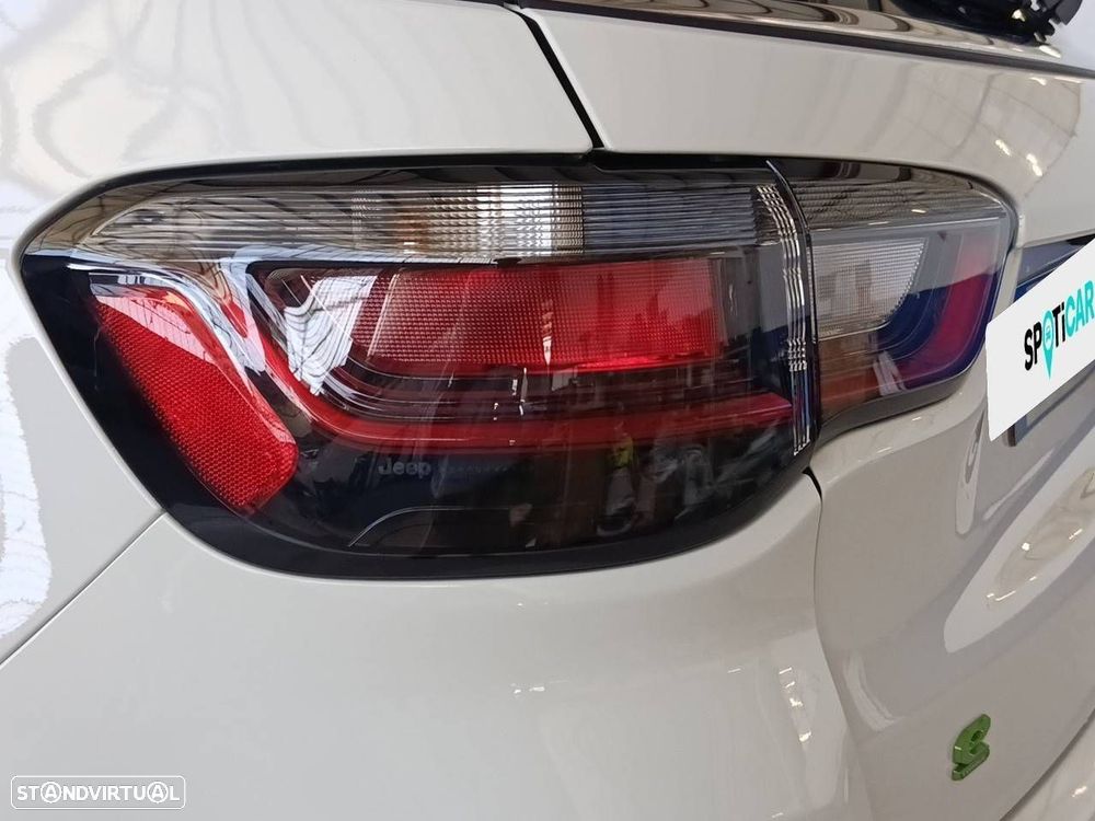 Jeep Compass 1.5 TG e-Hybrid Limited DCT - 26