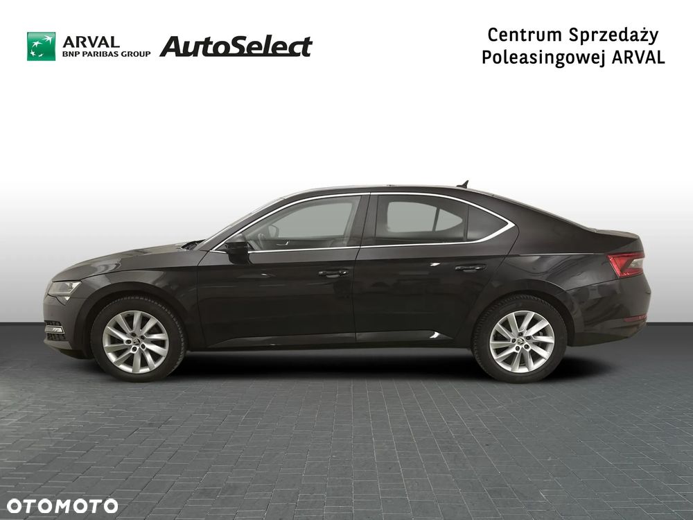 Skoda Superb 2.0 TDI SCR Style DSG - 2