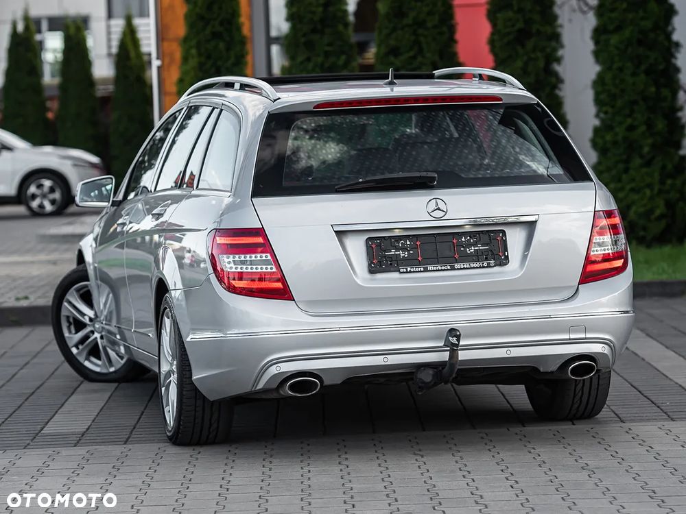 Mercedes-Benz Klasa C 30 T CDI AMG - 8