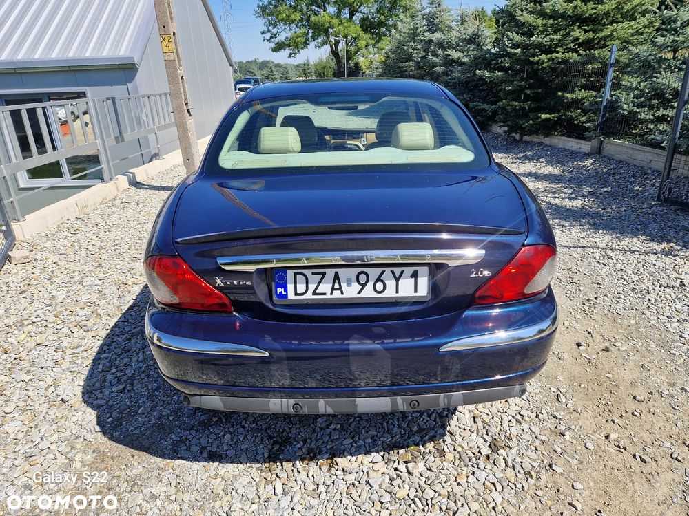 Jaguar X-Type 2.0 - 7
