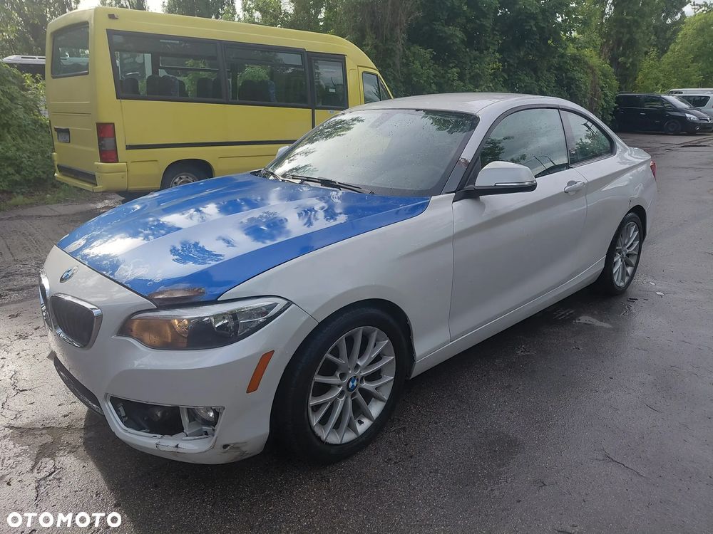 BMW Seria 2 220d - 10