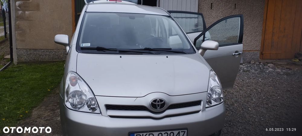 Toyota Corolla Verso 1.8 Sol - 6