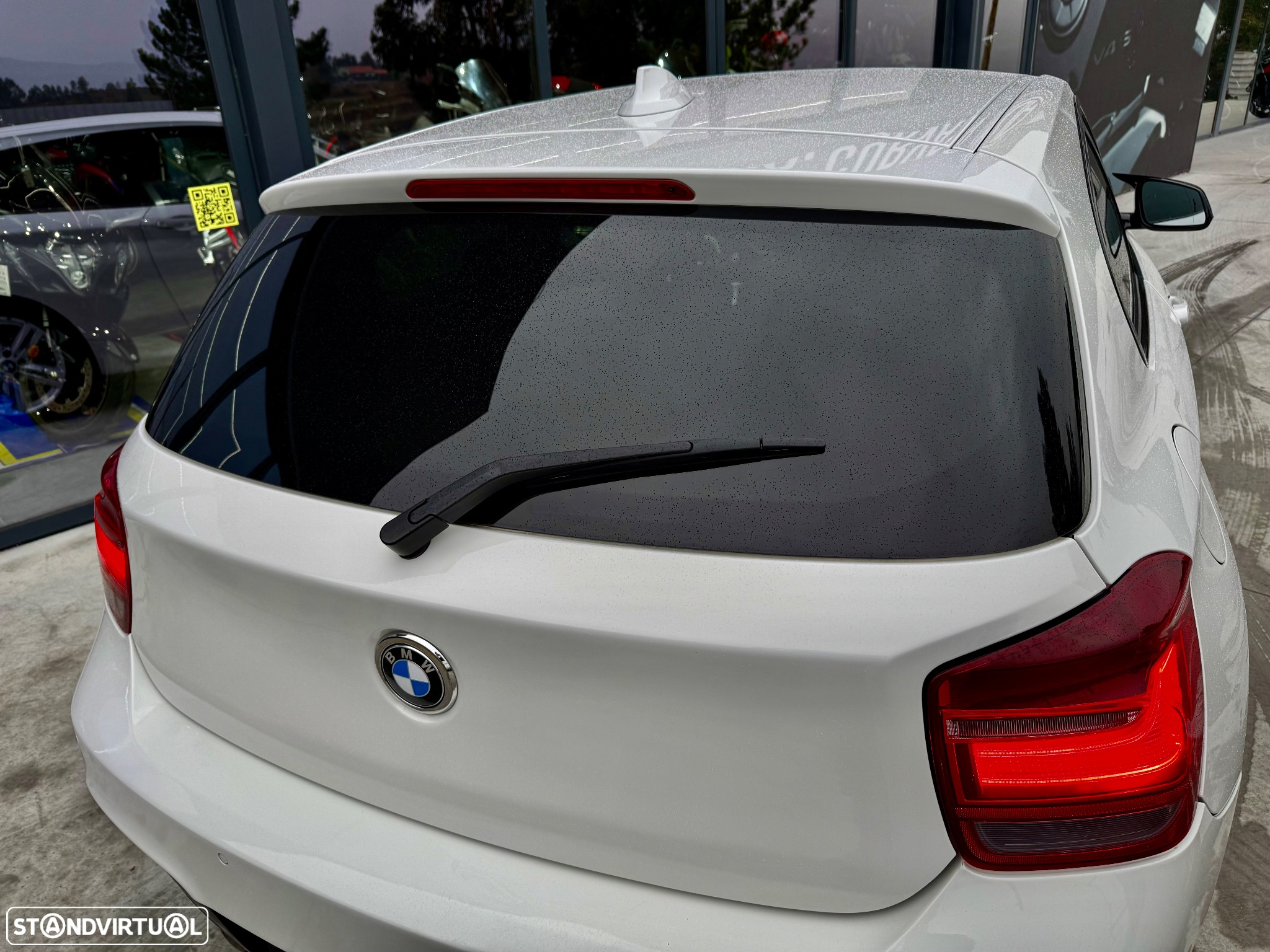 BMW 114 d Pack M - 12