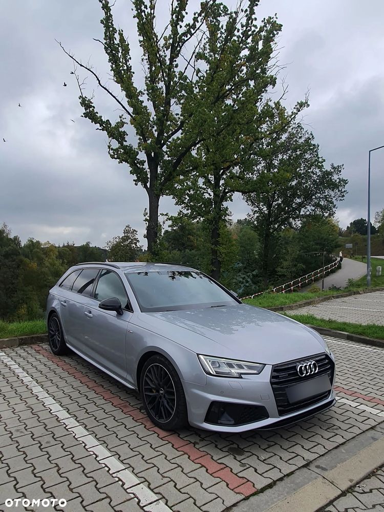 Audi A4 - 1