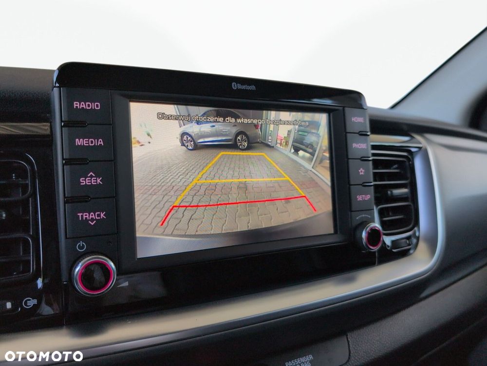 Kia Stonic - 25