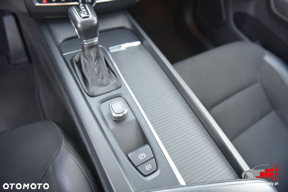Volvo XC 60 - 31