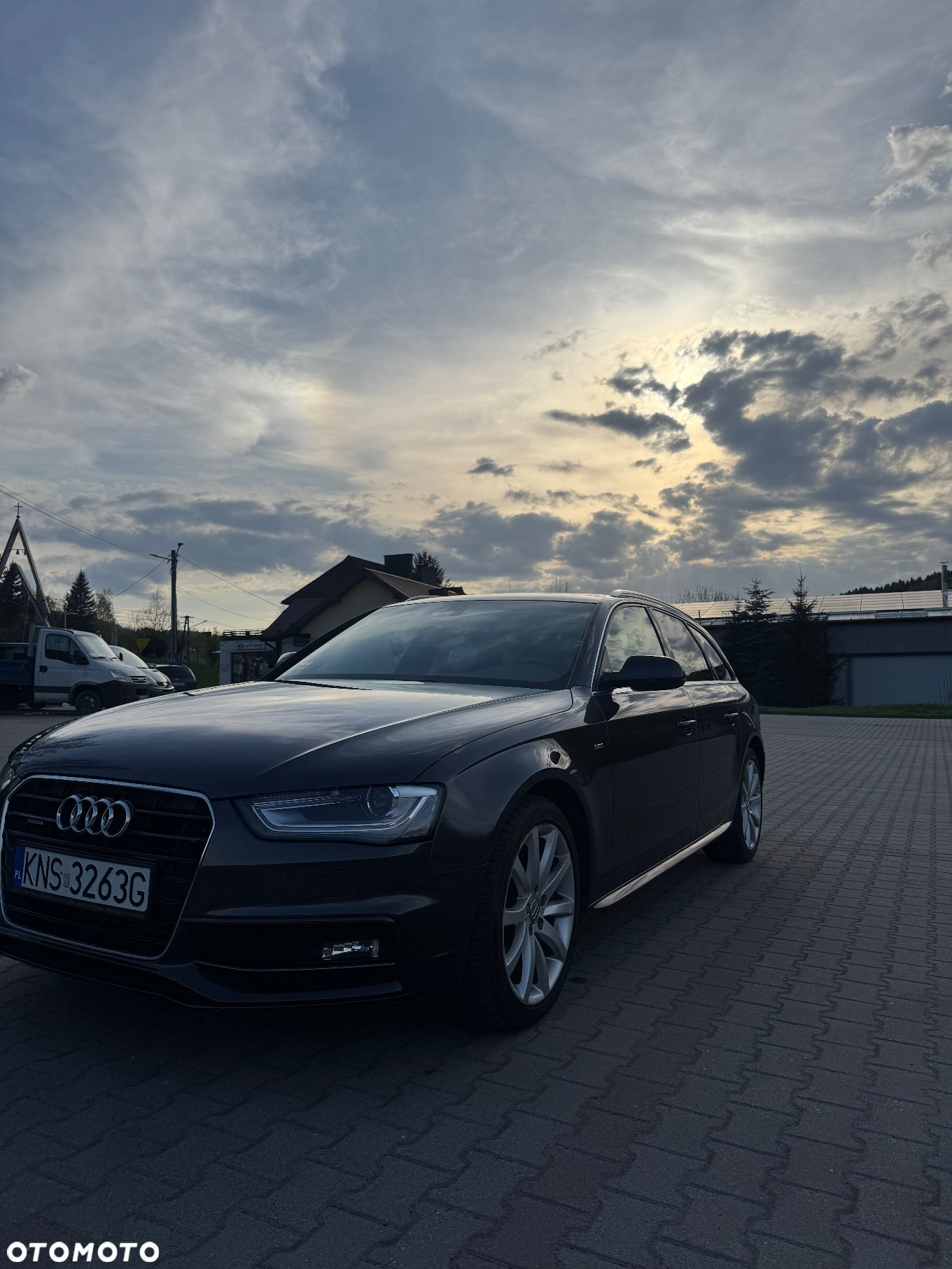 Audi A4 2.0 TDI Quattro Line S tronic - 10