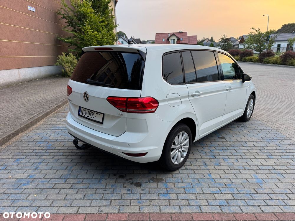 Volkswagen Touran 1.6 TDI SCR BlueMotion Technology Comfortline - 8