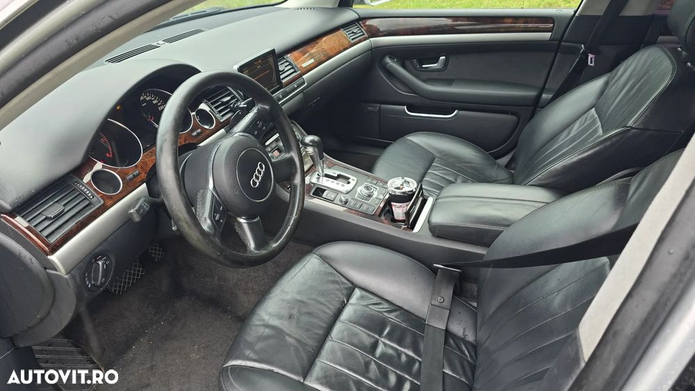 Audi A8 - 12