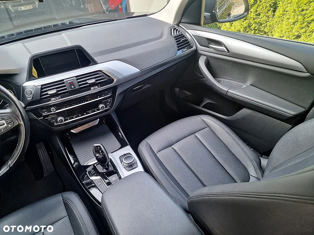 BMW X3 xDrive20d Business Edition - 19