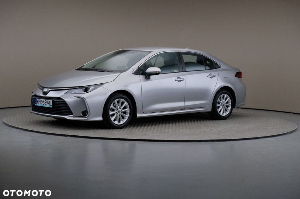 Toyota Corolla - 1