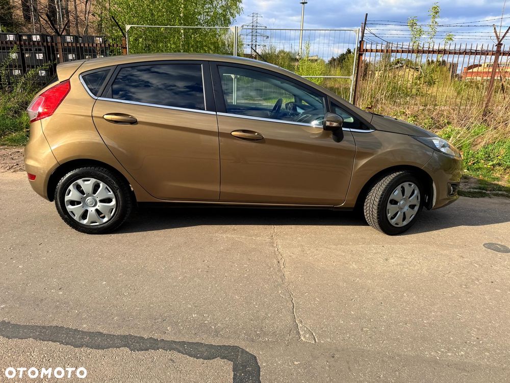 Ford Fiesta 1.25 Titanium EU5 - 3