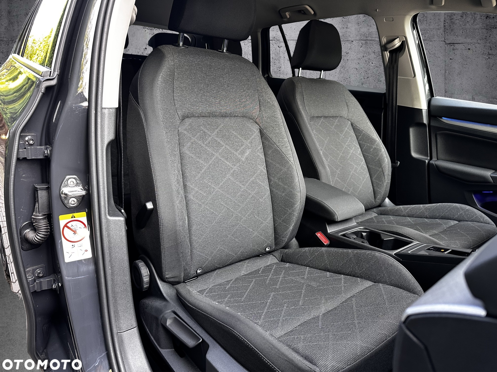 Volkswagen Golf Variant 2.0 TDI SCR DSG Move - 28