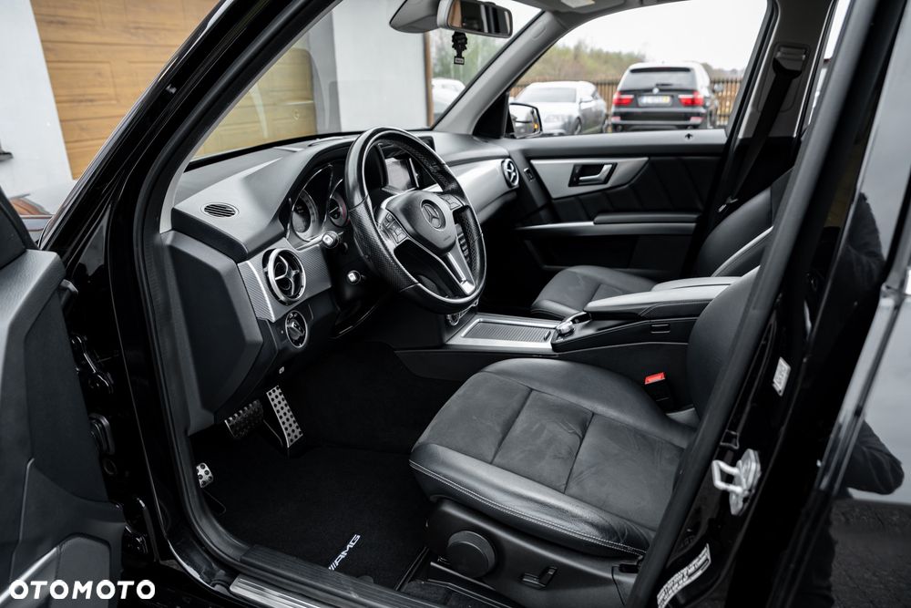 Mercedes-Benz GLK 220 CDI DPF 4Matic BlueEFFICIENCY 7G-TRONIC - 19