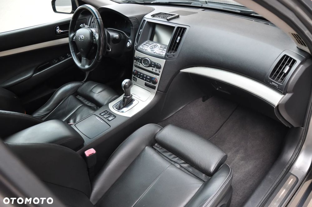 Infiniti G 3.5 - 5