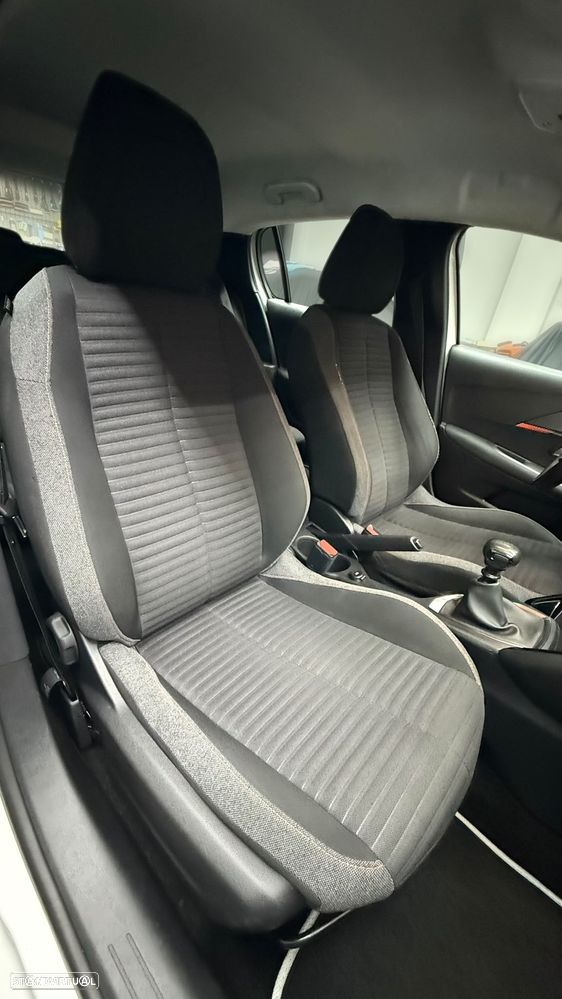 Peugeot 208 Blue-HDi 100 Stop&Start Active - 12
