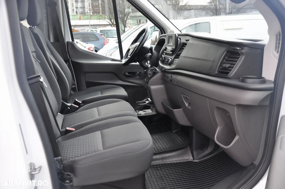 Ford Transit L2H2 9 Locuri - 11