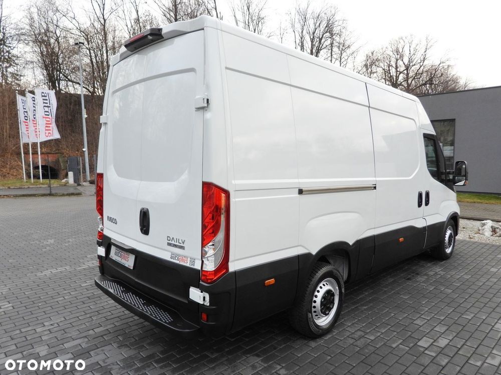 Iveco DAILY 35S14 FURGON CHŁODNIA  -10*C ZASILANIE 230V TEMPOMAT NAWIGACJA AUTOMAT HI-MATIC KLIMATYZACJA  140KM - 15