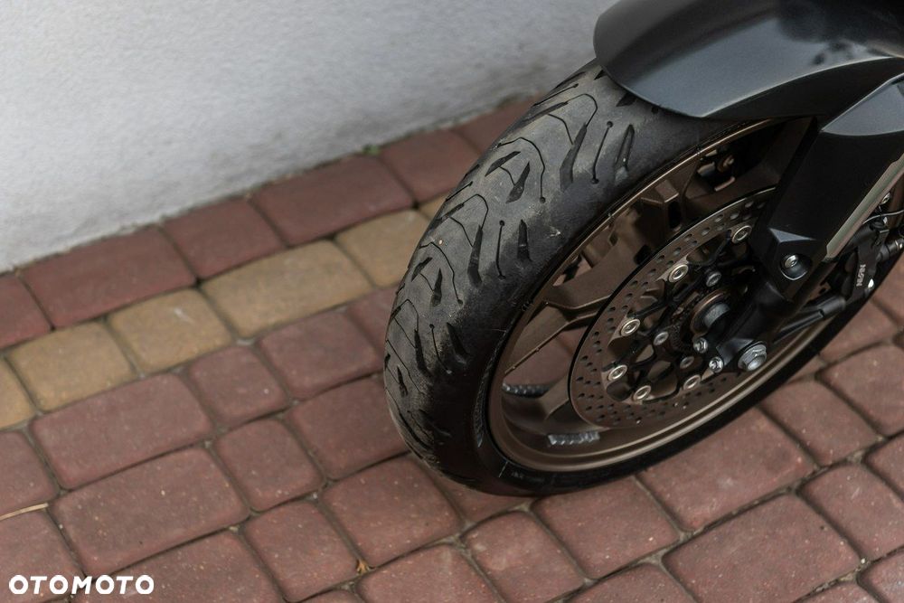 Honda CB - 10