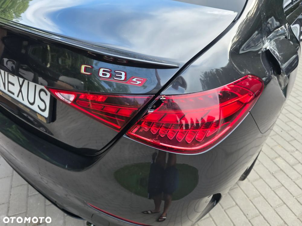 Mercedes-Benz Klasa C AMG 63 S E Performance PHEV 4-Matic - 12