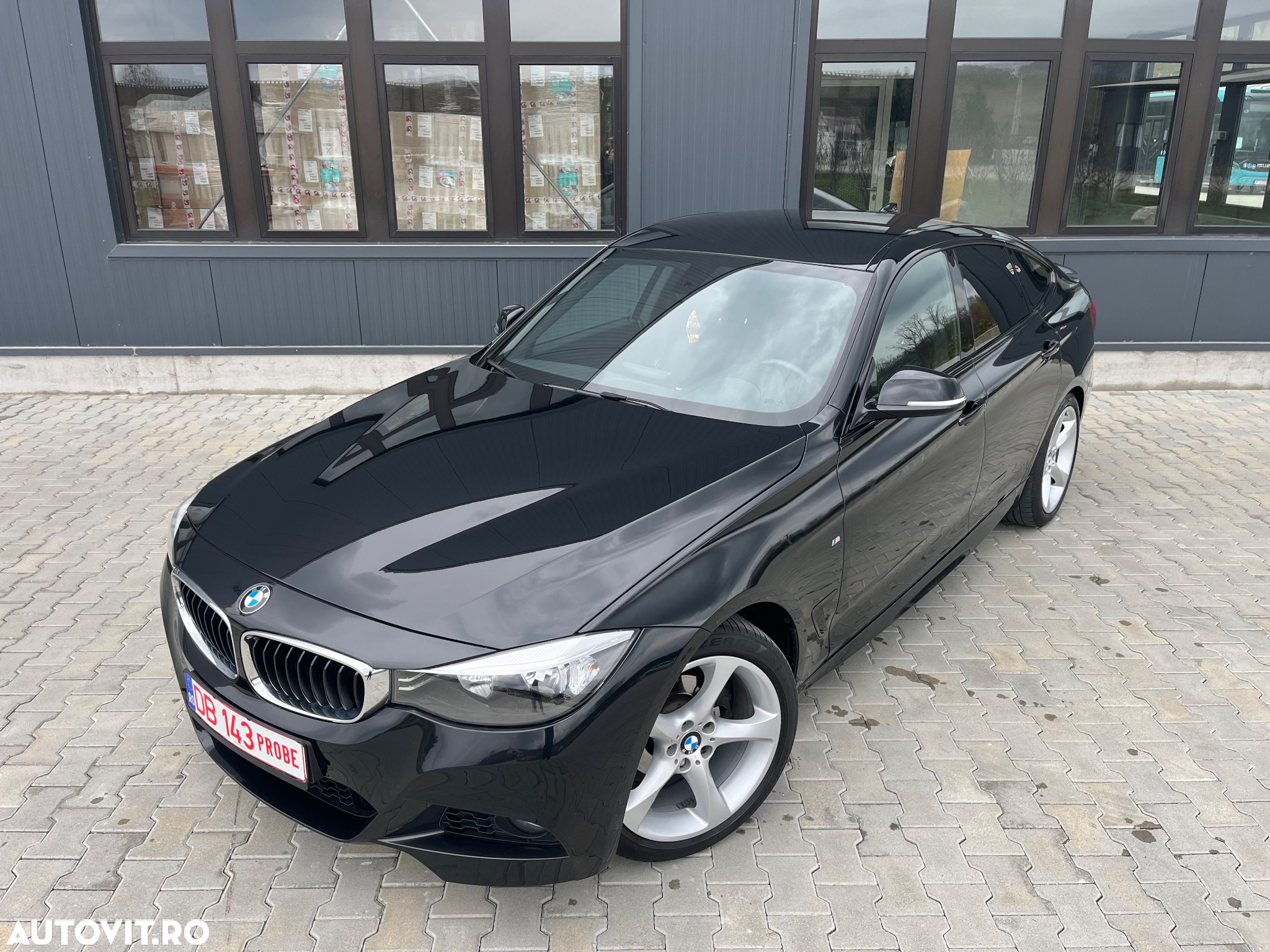 BMW Seria 3 318d Edition M Sport Shadow - 2