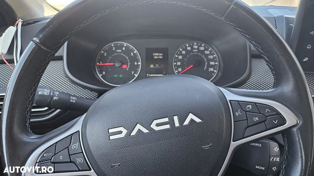 Dacia Logan 2023 photo 2