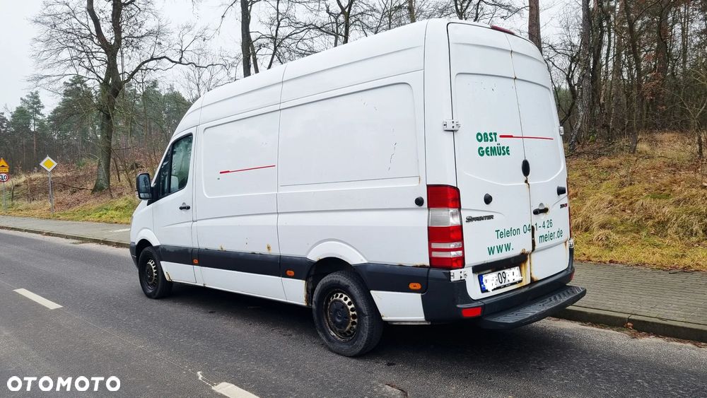 Mercedes-Benz Sprinter - 3
