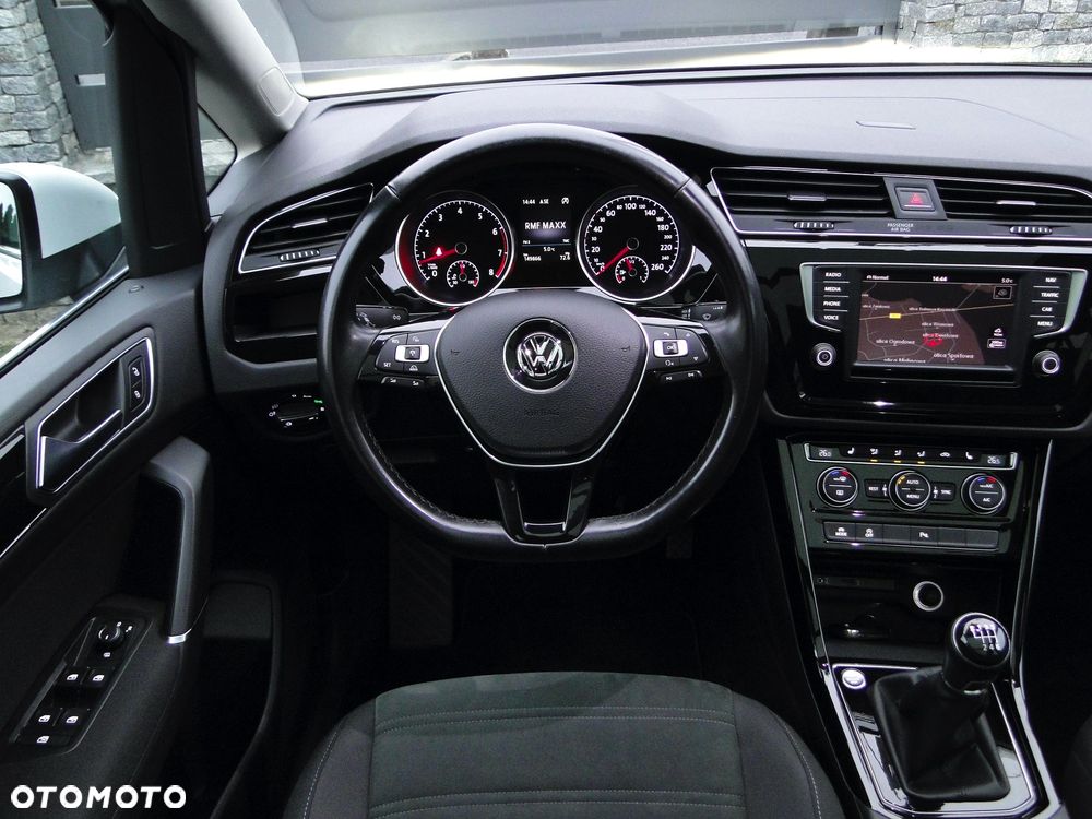 Volkswagen Touran 1.4 TSI (BlueMotion Technology) Highline - 13