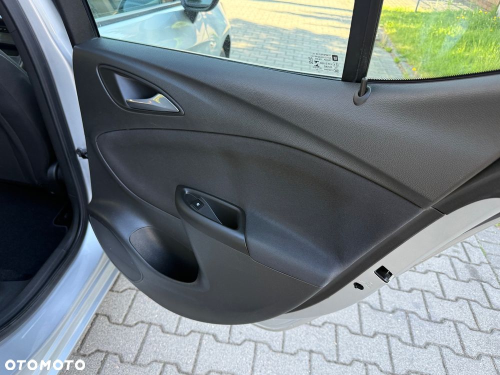 Opel Astra - 18