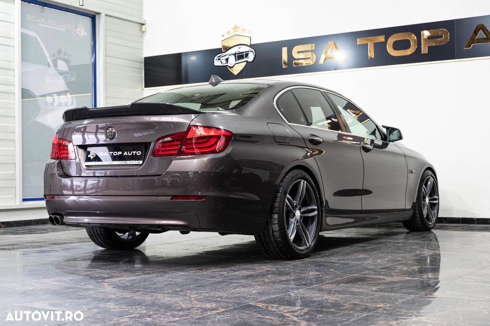 BMW Seria 5 520d Aut. Luxury Line - 4