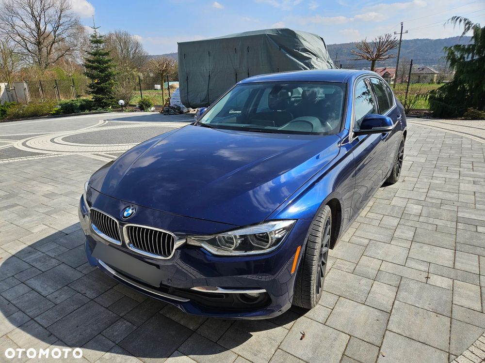 BMW Seria 3 320i xDrive - 1