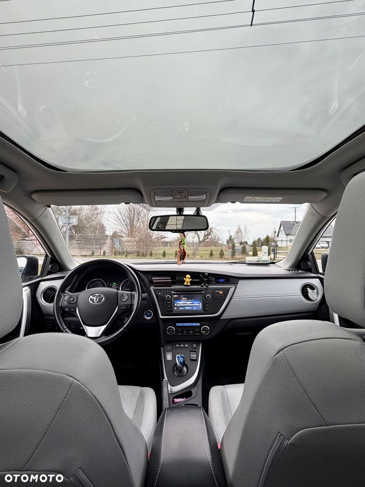 Toyota Auris 1.8 HSD Prestige NAVI - 17