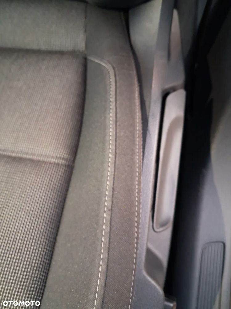 Volkswagen Passat 2.0 TDI BMT Comfortline DSG - 28