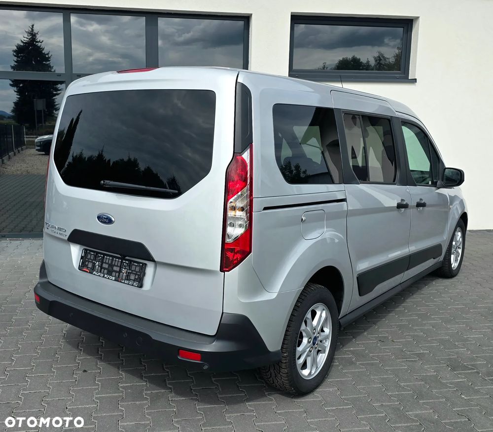 Ford Tourneo Connect Grand 1.5 TDCi Start/Stop Titanium - 4