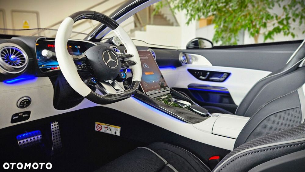 Mercedes-Benz AMG GT - 16