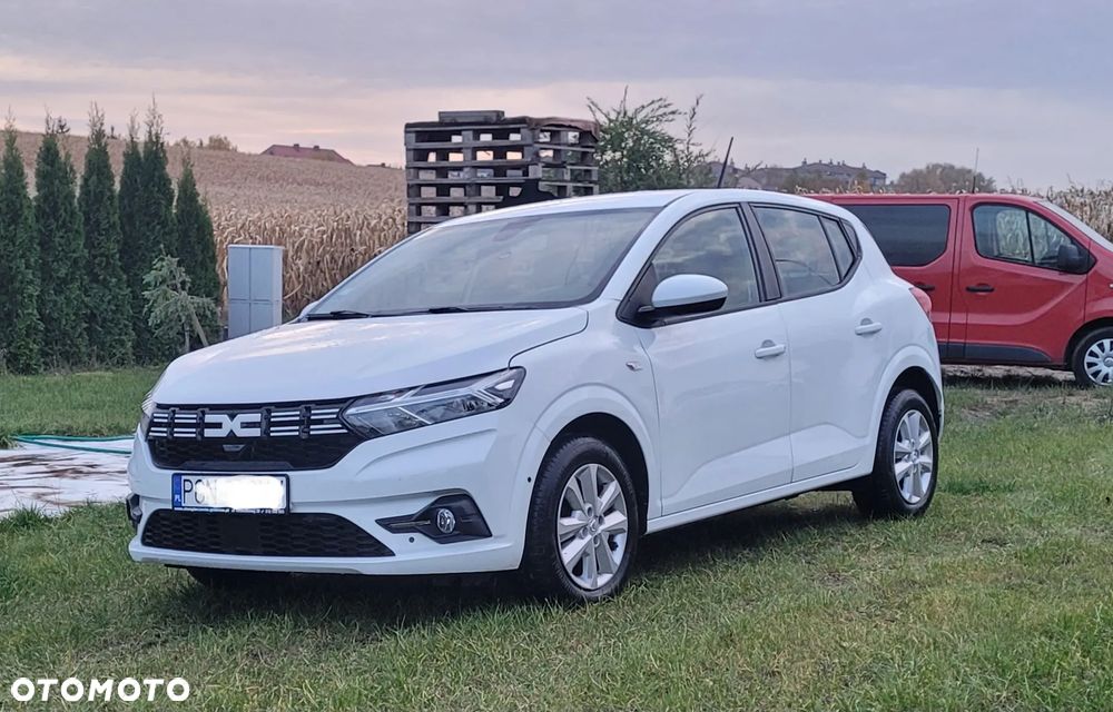 Dacia Sandero - 8
