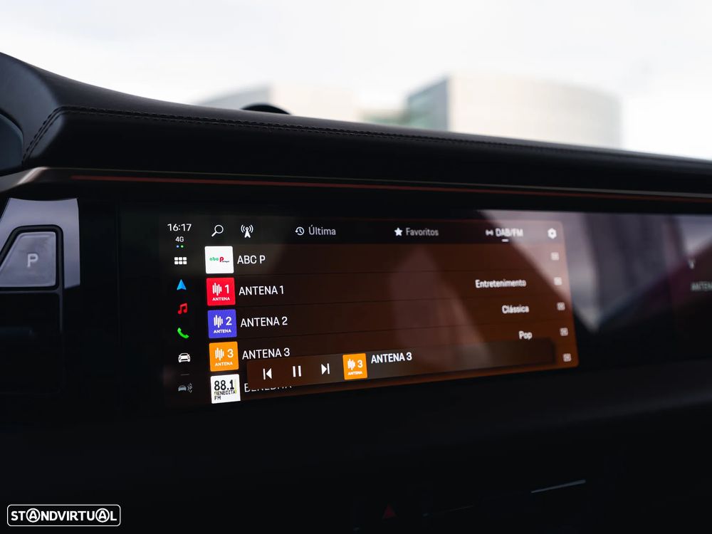 Porsche Macan Electric Turbo - 27