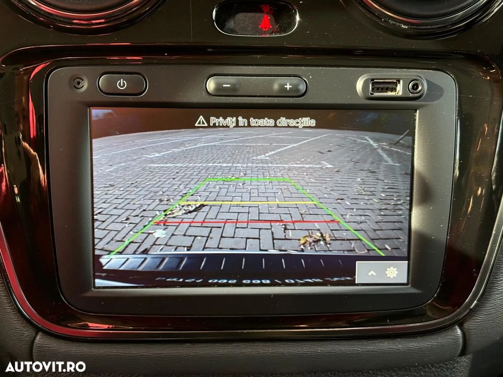 Dacia Dokker SCe 100 Stepway Celebration - 31