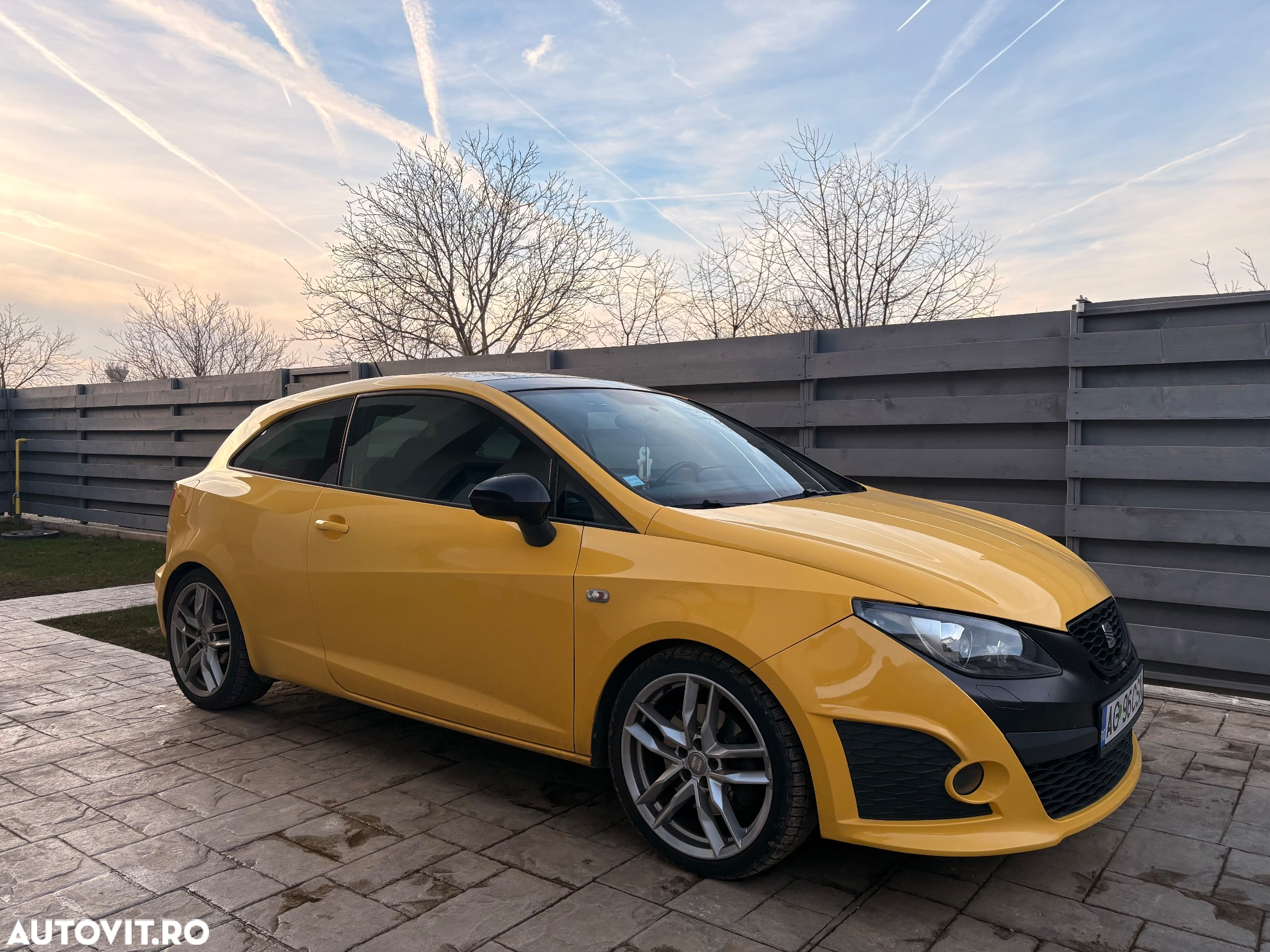 Seat Ibiza Coupe 1.4 TSI CUPRA DSG - 3