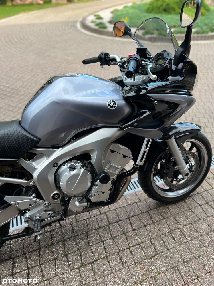 Yamaha FZ6 - 25