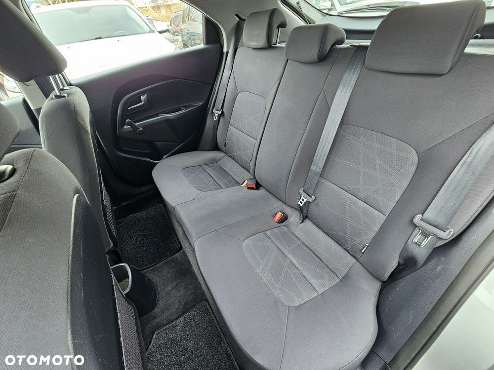 Kia Rio 1.4 ISG Dream Team Edition - 16