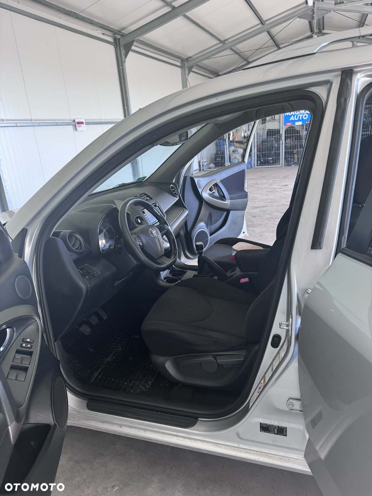 Toyota RAV4 2.2 D-4D Sol Platinium NAVI - 26