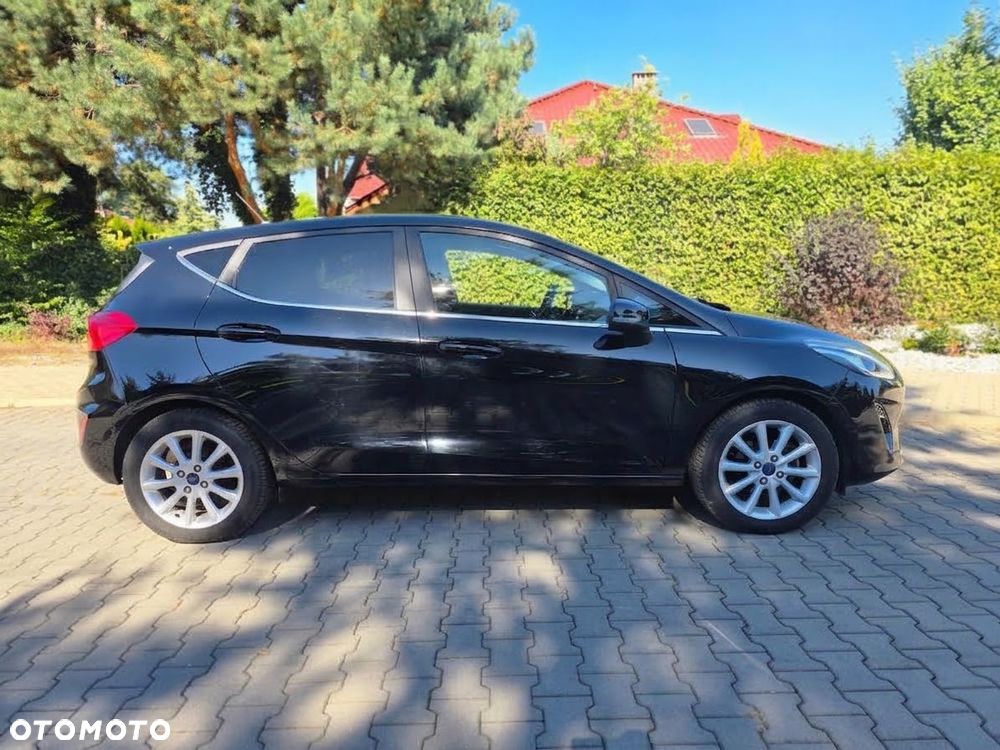 Ford Fiesta 1.0 EcoBoost S&S TITANIUM - 6