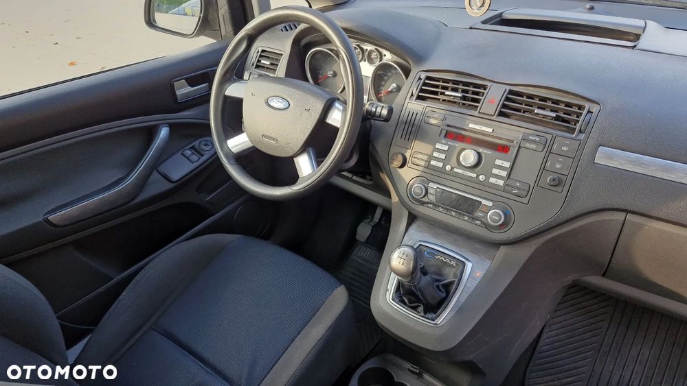 Ford C-MAX - 11