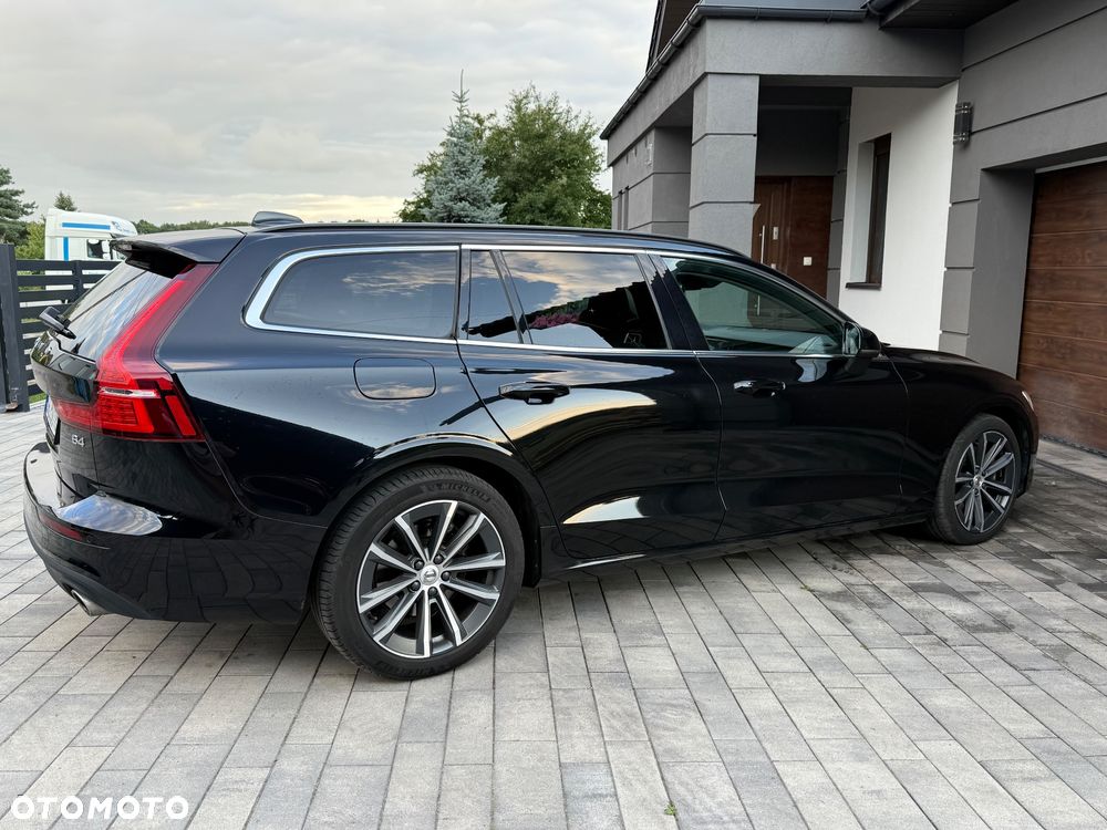 Volvo V60 D4 Momentum - 8